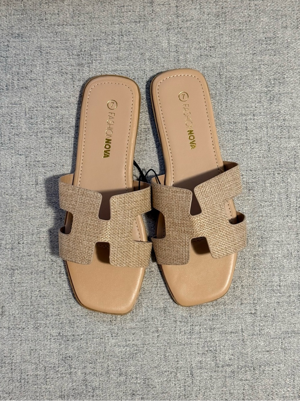 Fashion Nova Lillie Sandals - Picture 5 of 8